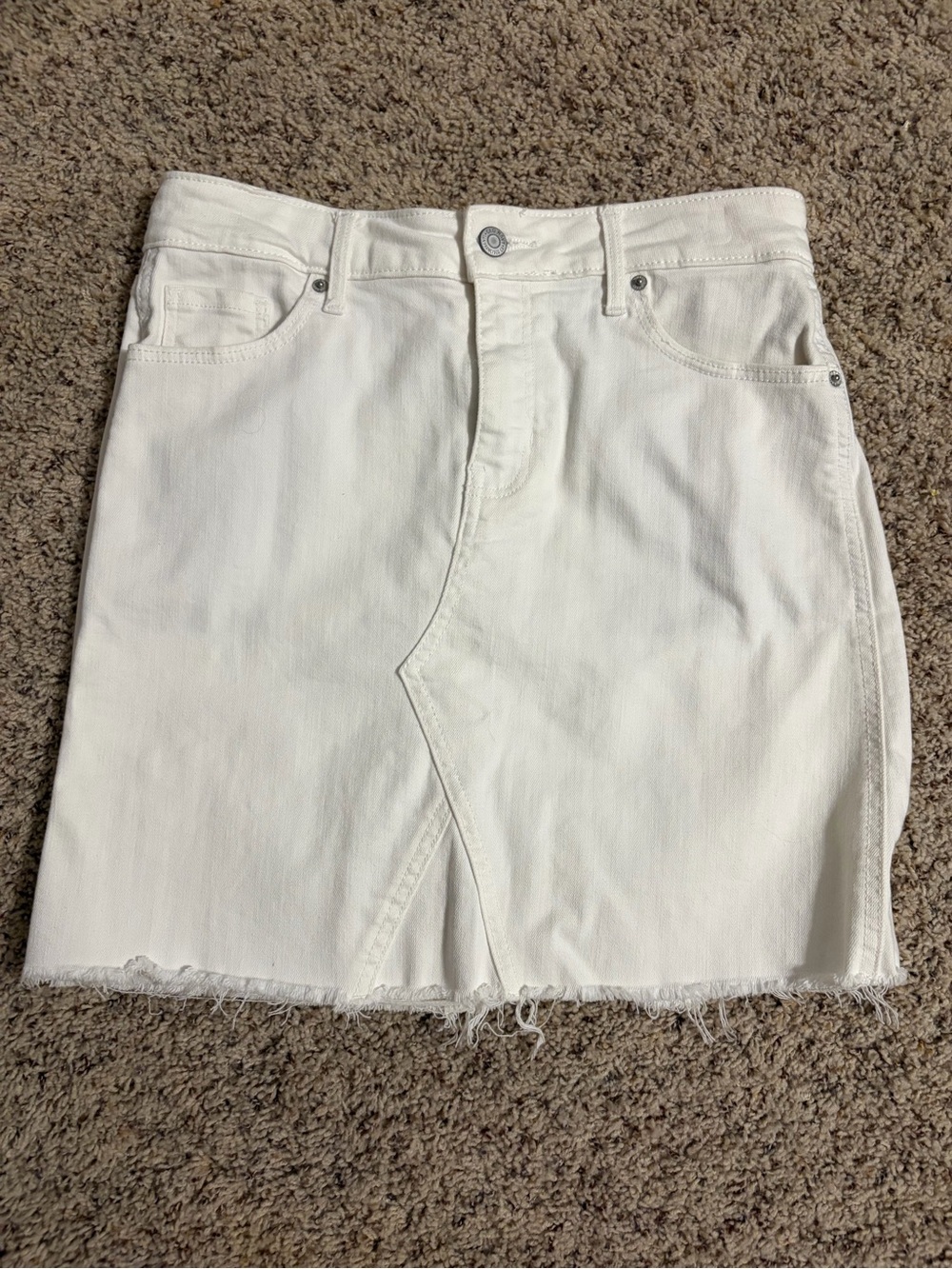 Old Navy White Frayed Hem Denim “Jean” Skirt